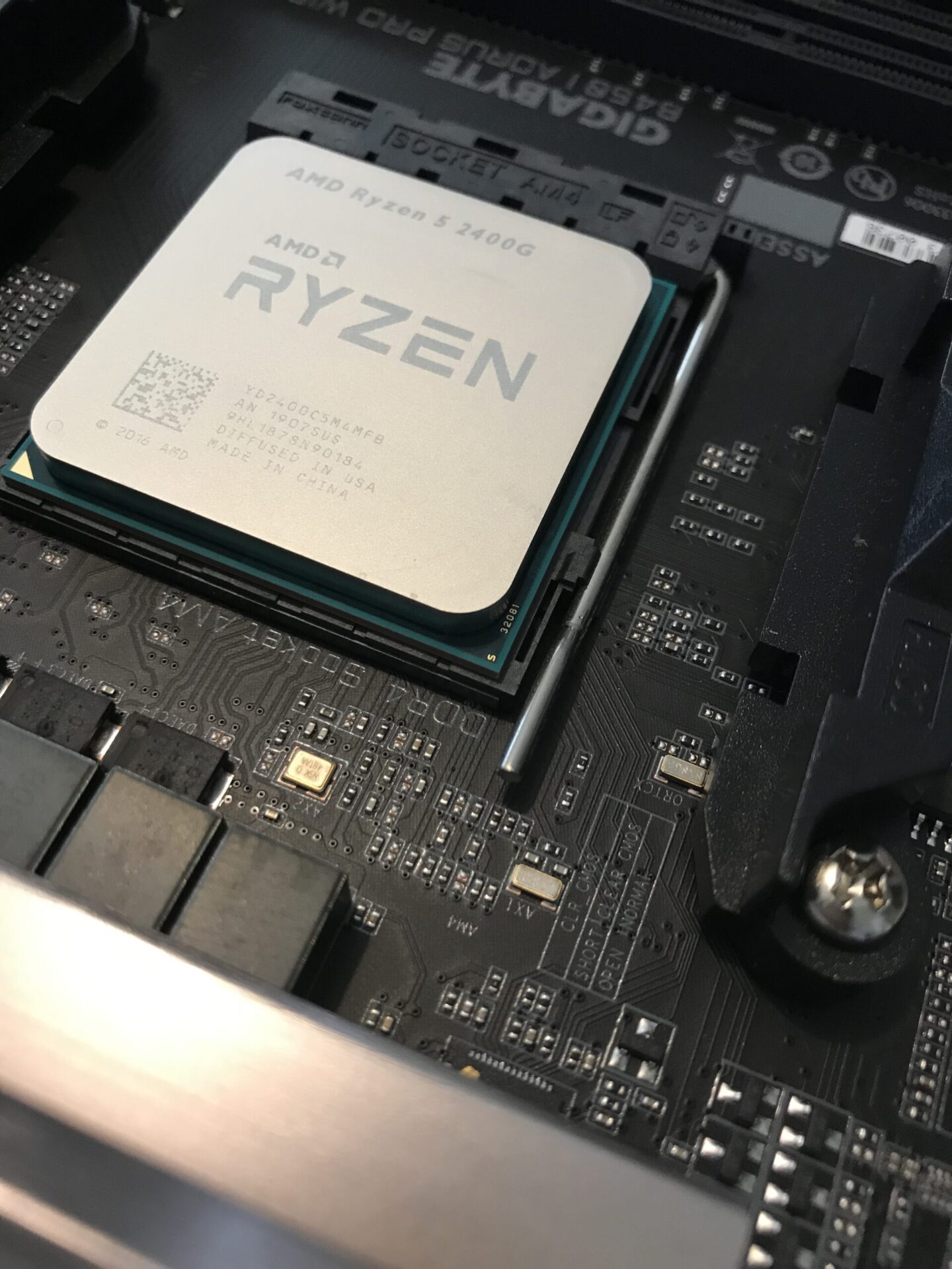 Ryzen 2400G vs Pentium G3220 ベンチマークの比較とFFXVの結果 
